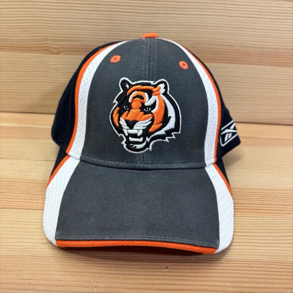 Cincinnati Bengals Vintage Reebok Stretch Fit One Size Fits All M/L  NFL